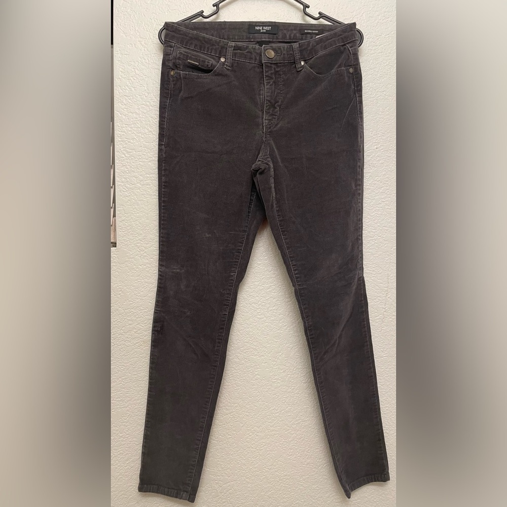 Skinny Corduroy pants Nine West Size 6